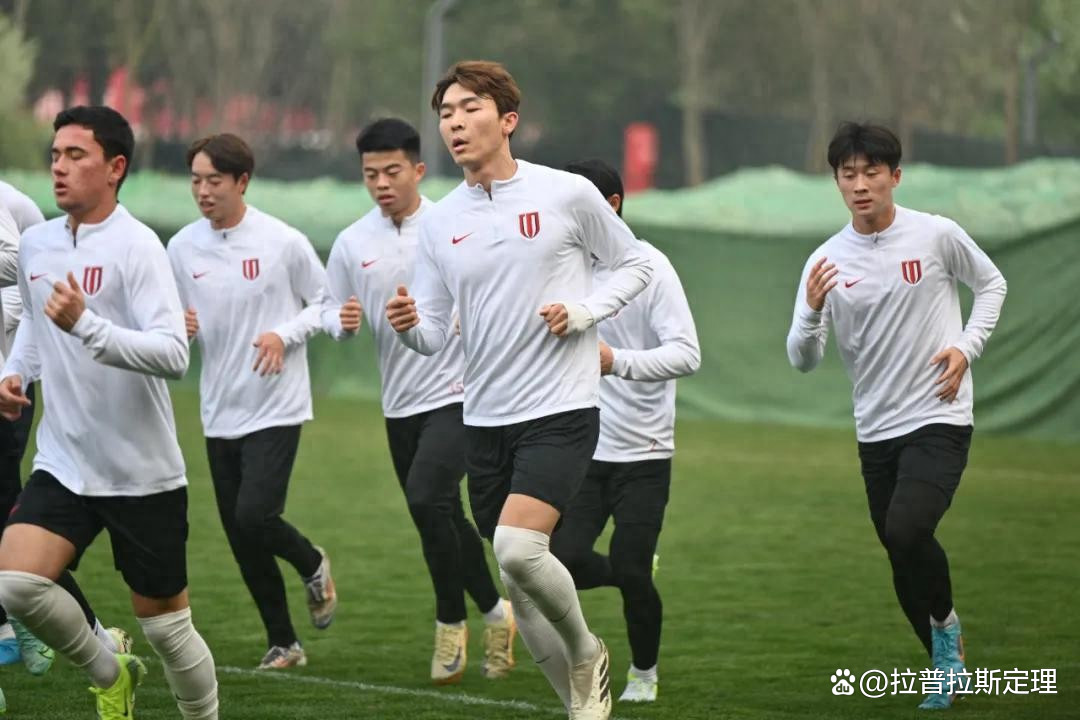 PG电子官网-亚洲球队奋勇作战，新发现年轻好手
