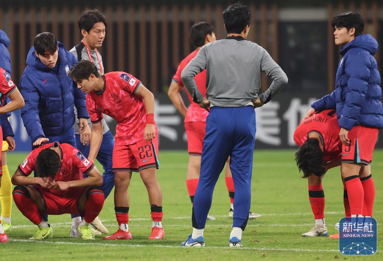 沙特阿拉伯队在比赛中发挥稳定,保持领跑 沙特阿拉伯队在比赛中发挥稳定,保持领跑