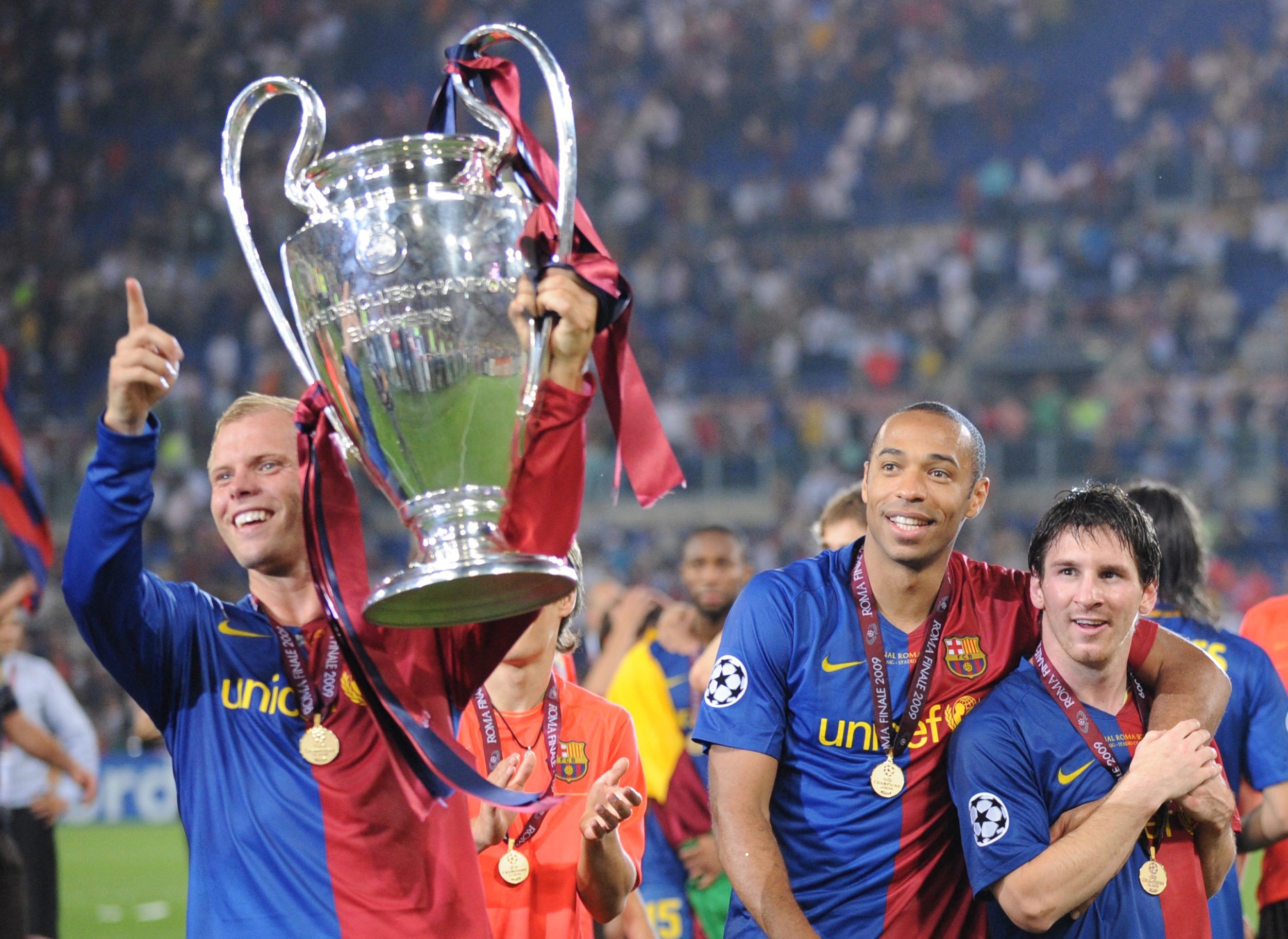 梅西全队突围，巴萨向欧冠决赛进发