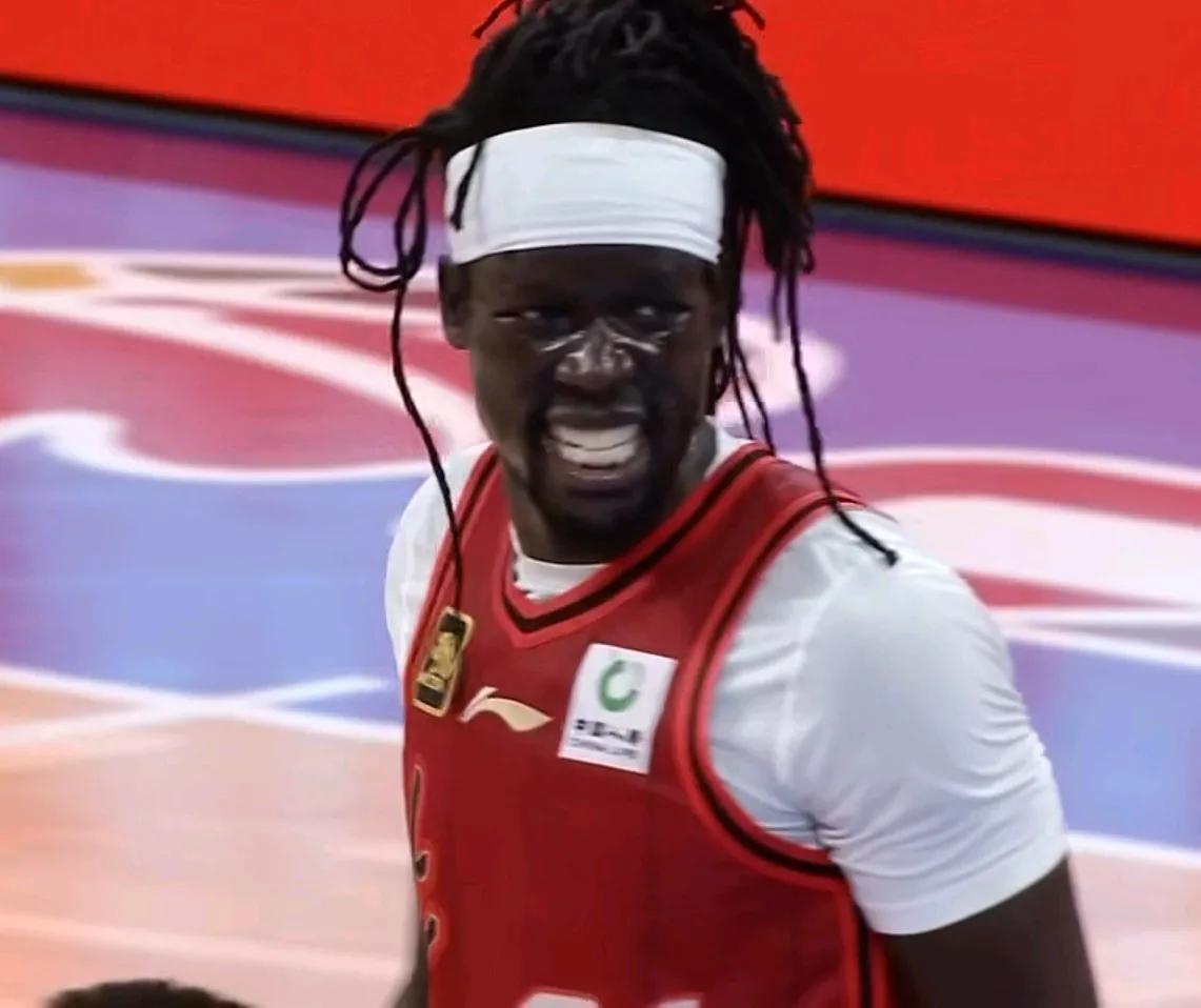 包含手感火热！球员疯狂得分助队取胜的词条