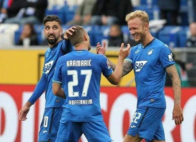 关于沙尔克04遭遇连败，冲击前进困难的信息