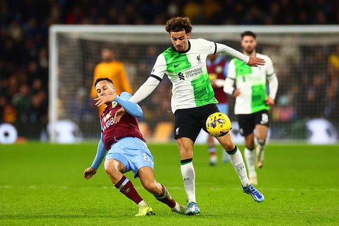 关于利物浦客场大胜伯恩利,登顶积分榜的信息 关于利物浦客场大胜伯恩利,登顶积分榜的信息