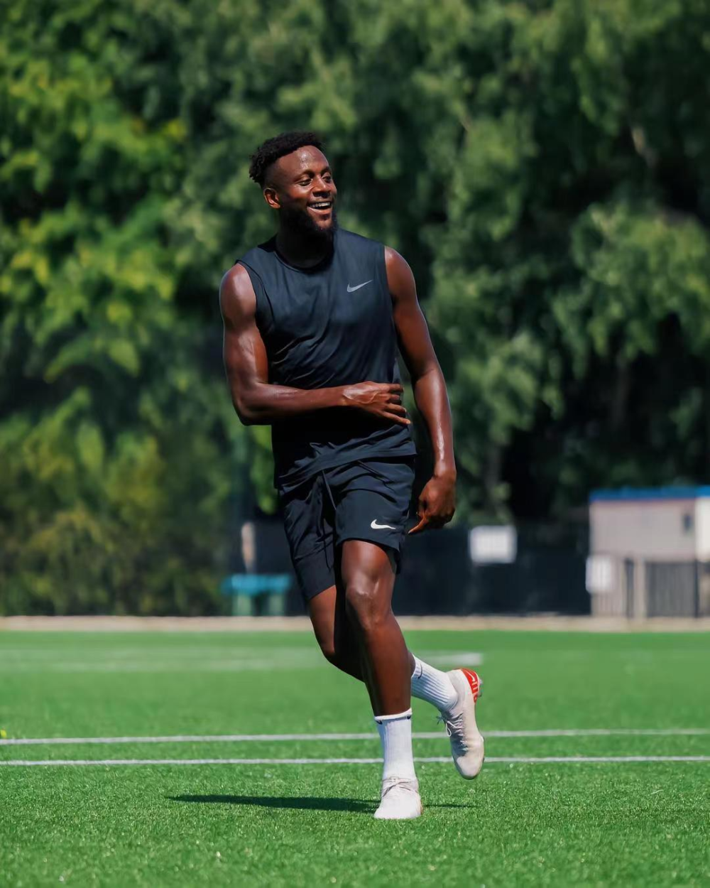 比利时球员成功进军国际俱乐部