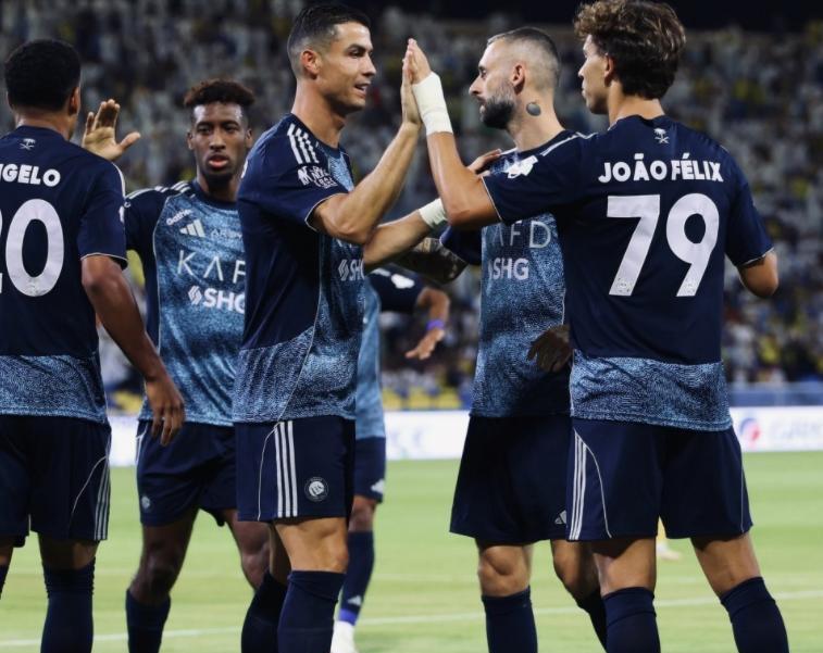 沙特球队豪取连胜,领跑小组 沙特球队豪取连胜,领跑小组