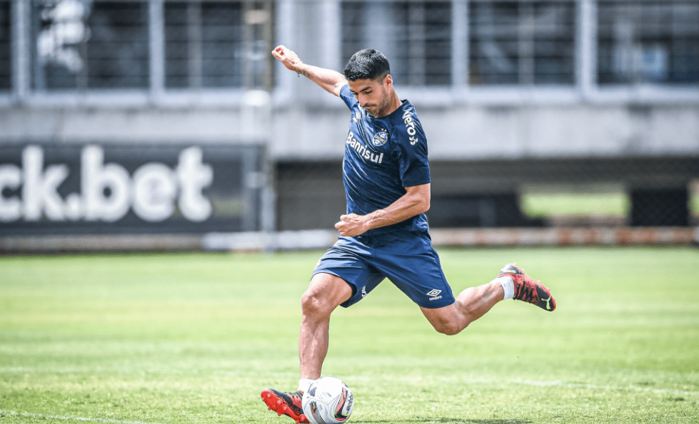 PG电子线上登入-关于乌拉圭轻取荷兰，伊布状态火热的信息