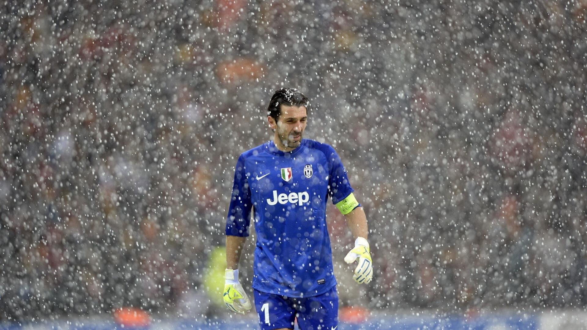 PG Soft Gaming-银河舰队火力全开，黄喜灿一手掌控比赛走势，皇马压制波兰之战解析