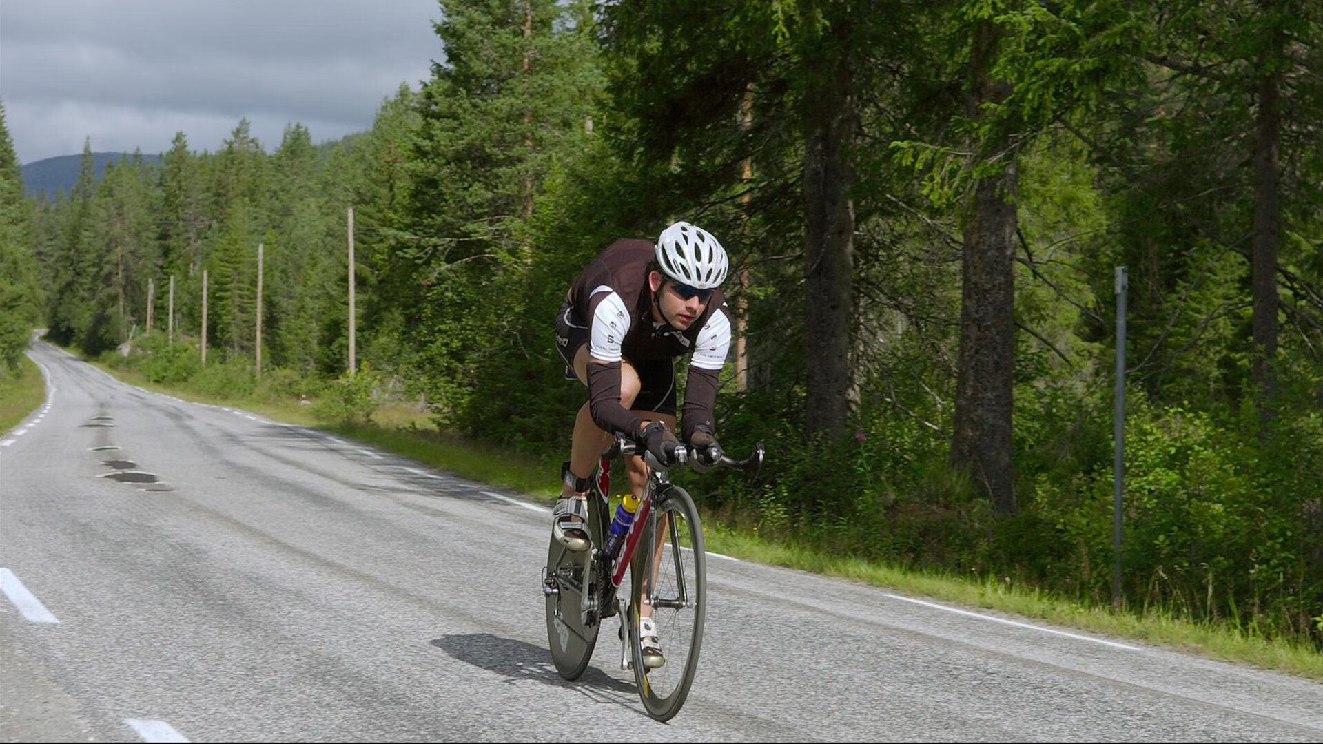 红土骄子草地觉醒，鲁德温网轻取蒙特卡洛背后的战术革命